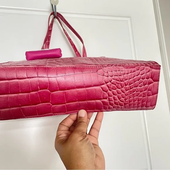 PINK CROCO EMBOSSED VINYL SHOULDER TOTE BAG HANDBAG - Picture 4 of 16